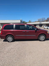 Load image into Gallery viewer, 2015 Chrysler Town and Country

