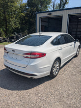 Load image into Gallery viewer, 2017 Ford Fusion
